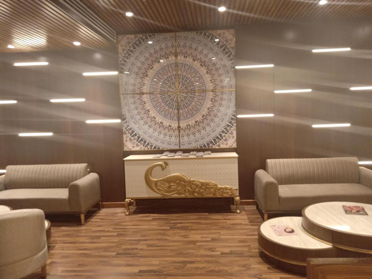 Maryland Group Hotel Zirakpur Екстер'єр фото