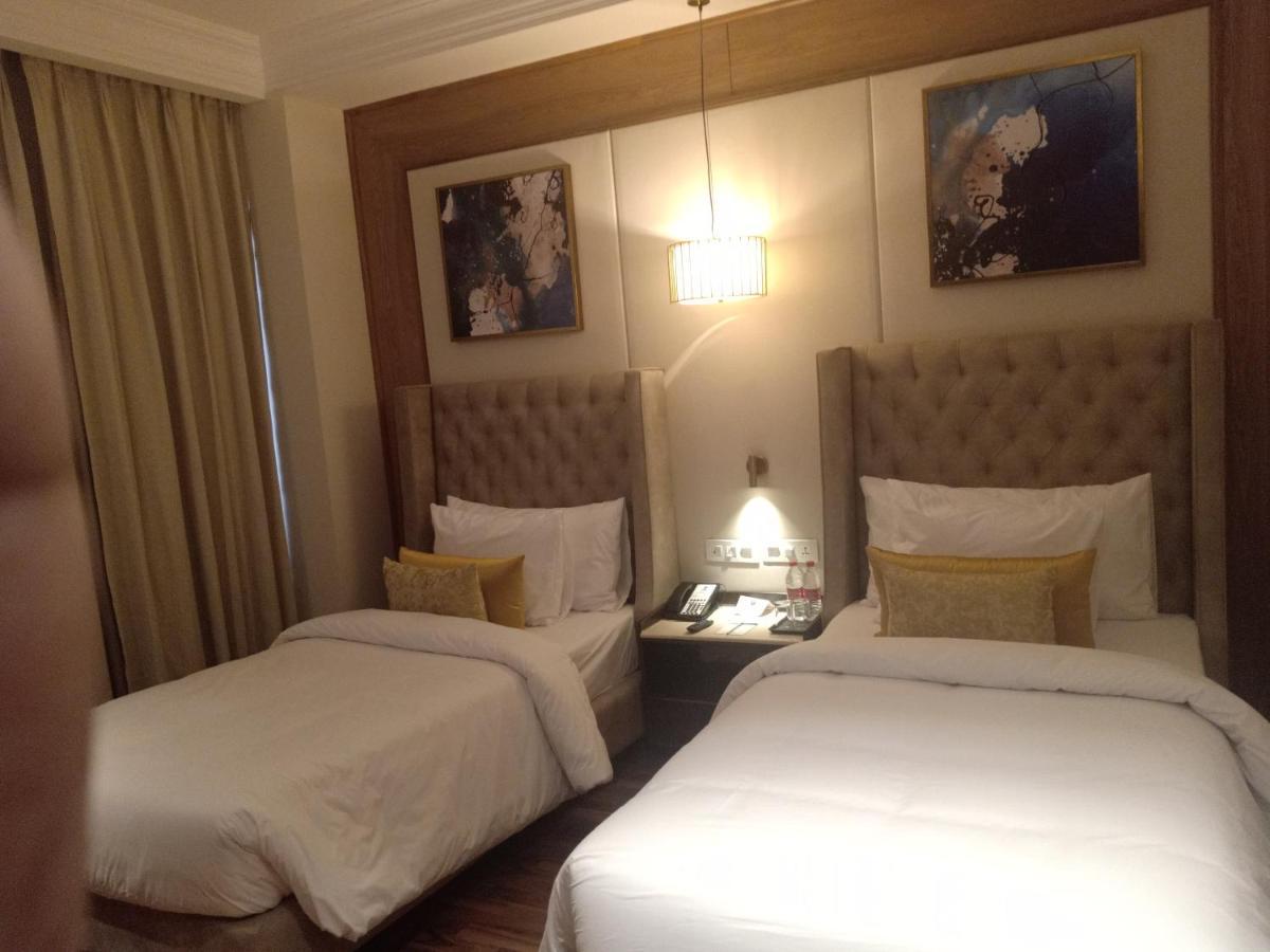 Maryland Group Hotel Zirakpur Екстер'єр фото